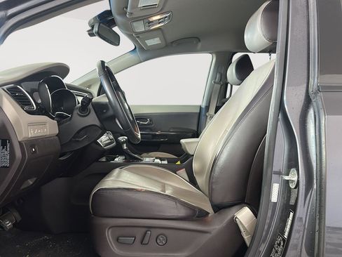Used 2017 Kia Sedona SX Limited FWD image 5