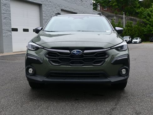 Used 2024 Subaru Crosstrek 2.5i Limited w/ Popular Package #3A AWD/4WD image 3