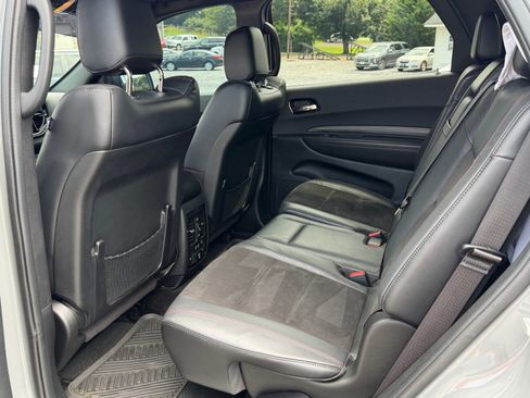 Used 2022 Dodge Durango R/T w/ Blacktop Package AWD/4WD image 9