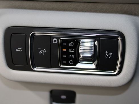 New 2026 Lincoln Nautilus Premier image 41