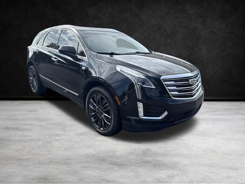 Used 2018 Cadillac XT5 Premium Luxury FWD image 5
