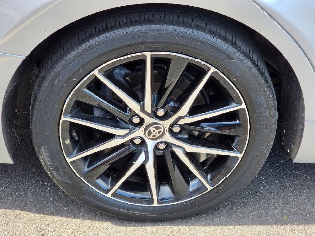 Used 2024 Toyota Camry SE w/ Cold Weather Package AWD/4WD image 12