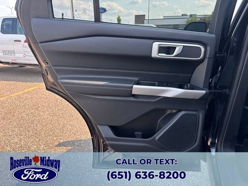 Used 2023 Ford Explorer XLT w/ Equipment Group 202A AWD/4WD image 27