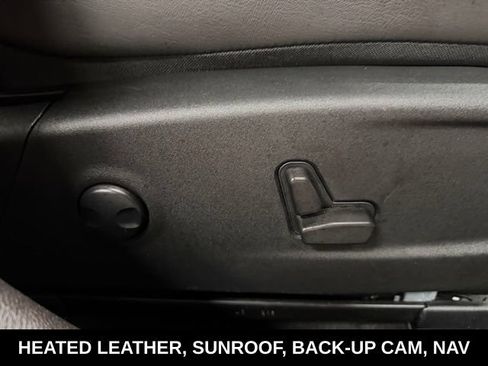 Used 2022 Chrysler 300 S RWD image 29