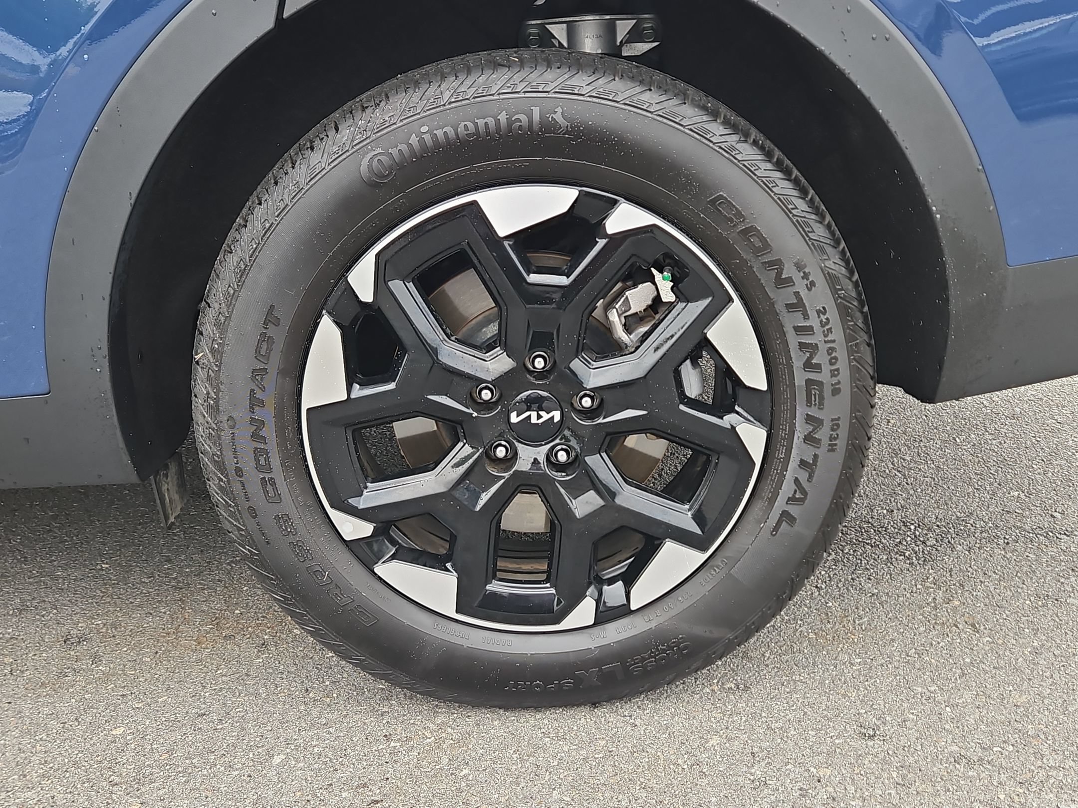 Used 2025 Kia Sorento S w/ Panoramic Sunroof Package FWD image 17