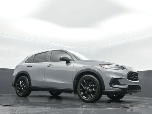 Certified 2025 Honda HR-V Sport image 26