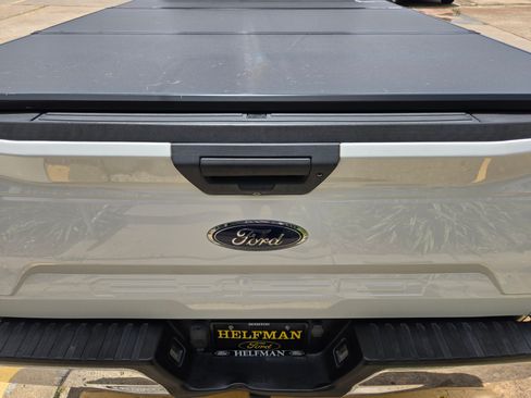 Used 2018 Ford F150 XLT w/ Heavy-Duty Payload Package AWD/4WD image 22