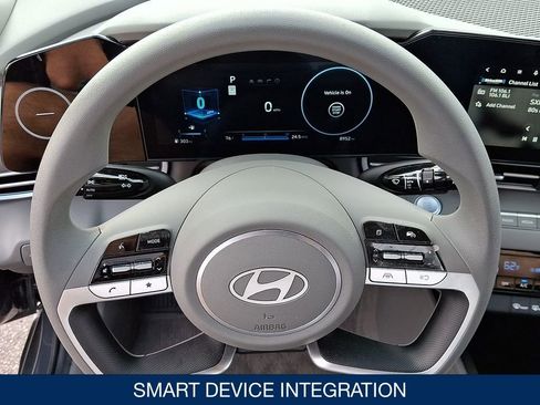 Certified 2024 Hyundai Elantra SEL image 21