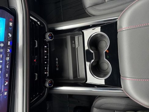 Used 2025 Chevrolet Tahoe RST w/ Comfort Package image 16