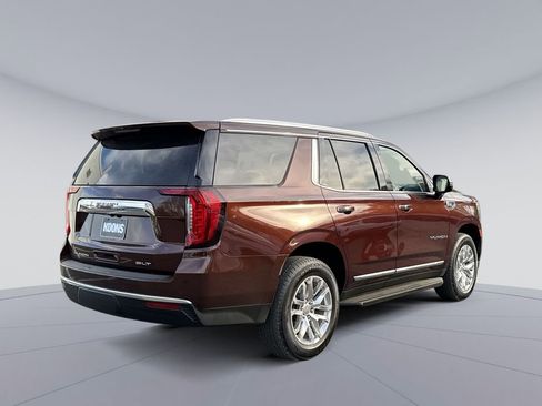 Used 2022 GMC Yukon SLT w/ SLT Luxury Package AWD/4WD image 7