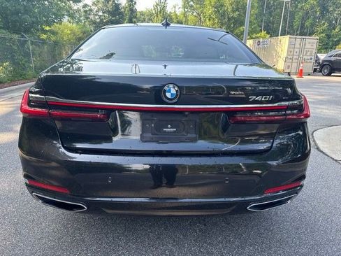 Used 2020 BMW 740i RWD image 14