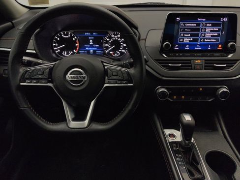 Used 2021 Nissan Altima 2.5 SR FWD image 22