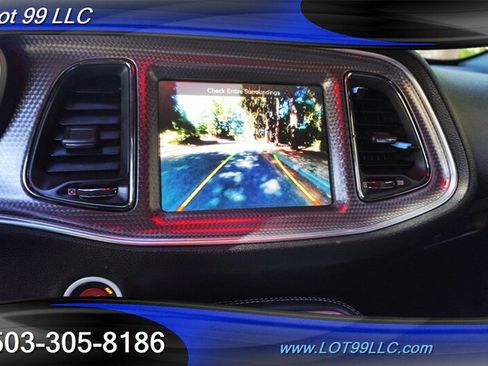 Used 2015 Dodge Challenger SRT Hellcat RWD image 39
