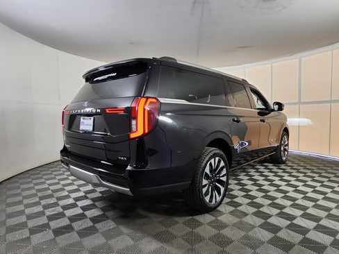 New 2026 Ford Expedition Max Platinum w/ Driver's Package image 7
