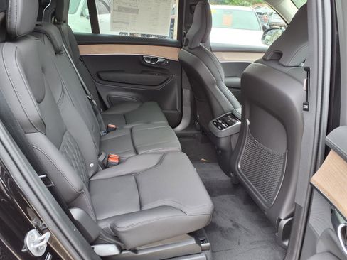 New 2026 Volvo XC90 B5 Plus w/ Protection Package AWD/4WD image 10