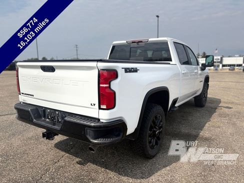 Used 2025 Chevrolet Silverado 2500 LT w/ Trail Boss Package AWD/4WD image 6