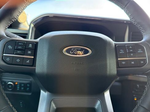 Used 2025 Ford F250 Lariat w/ Lariat Ultimate Package image 30