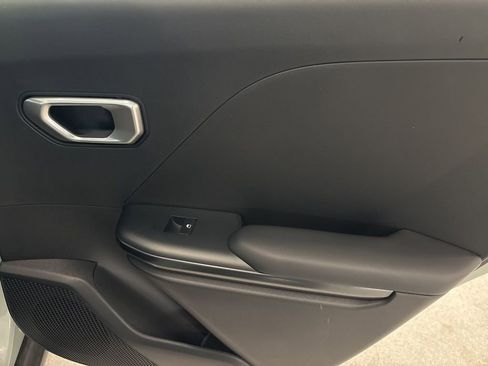 Used 2026 Kia K4 LXS image 24