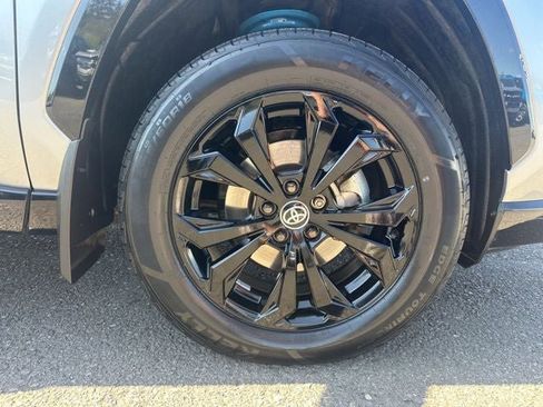 Used 2024 Toyota RAV4 XSE w/ Advanced Technology Package AWD/4WD image 11