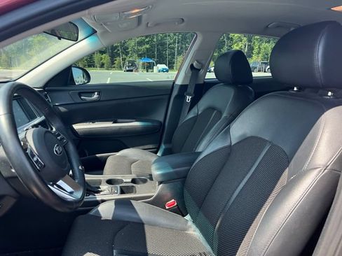 Used 2020 Kia Optima S FWD image 3