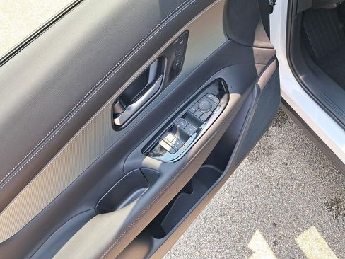 New 2025 Nissan Murano SL image 12