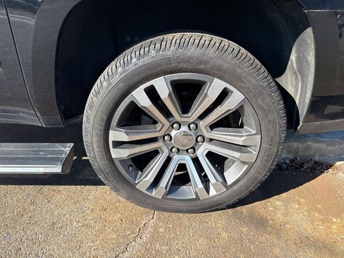 Used 2018 GMC Yukon XL Denali w/ Denali Ultimate Package image 8