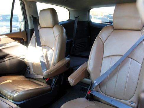 Used 2014 Buick Enclave Leather image 14