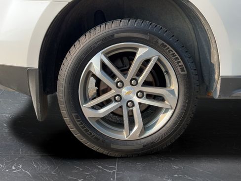 Used 2016 Chevrolet Equinox LTZ w/ Enhanced Convenience Package AWD/4WD image 39