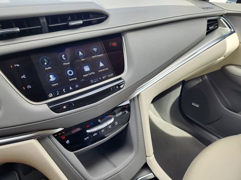 New 2025 Cadillac XT5 Premium Luxury w/ LPO, ONYX Package image 4