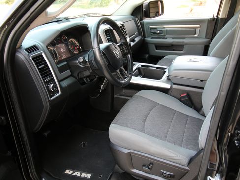 Used 2016 RAM 1500 Big Horn AWD/4WD image 21