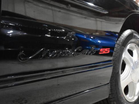 Used 2001 Chevrolet Monte Carlo SS w/ Preferred Equipment Group FWD image 4