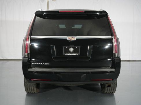 Used 2020 Cadillac Escalade Luxury image 21