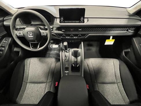 New 2025 Honda Accord SE image 18