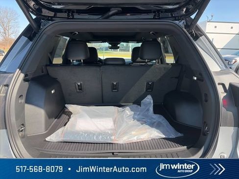 New 2026 GMC Terrain AT4 w/ Convenience Package III AWD/4WD image 18
