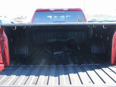Used 2021 Chevrolet Silverado 1500 LT w/ Convenience Package II image 24