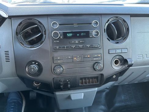 Used 2016 Ford F250 XL w/ Power Equipment Group image 19