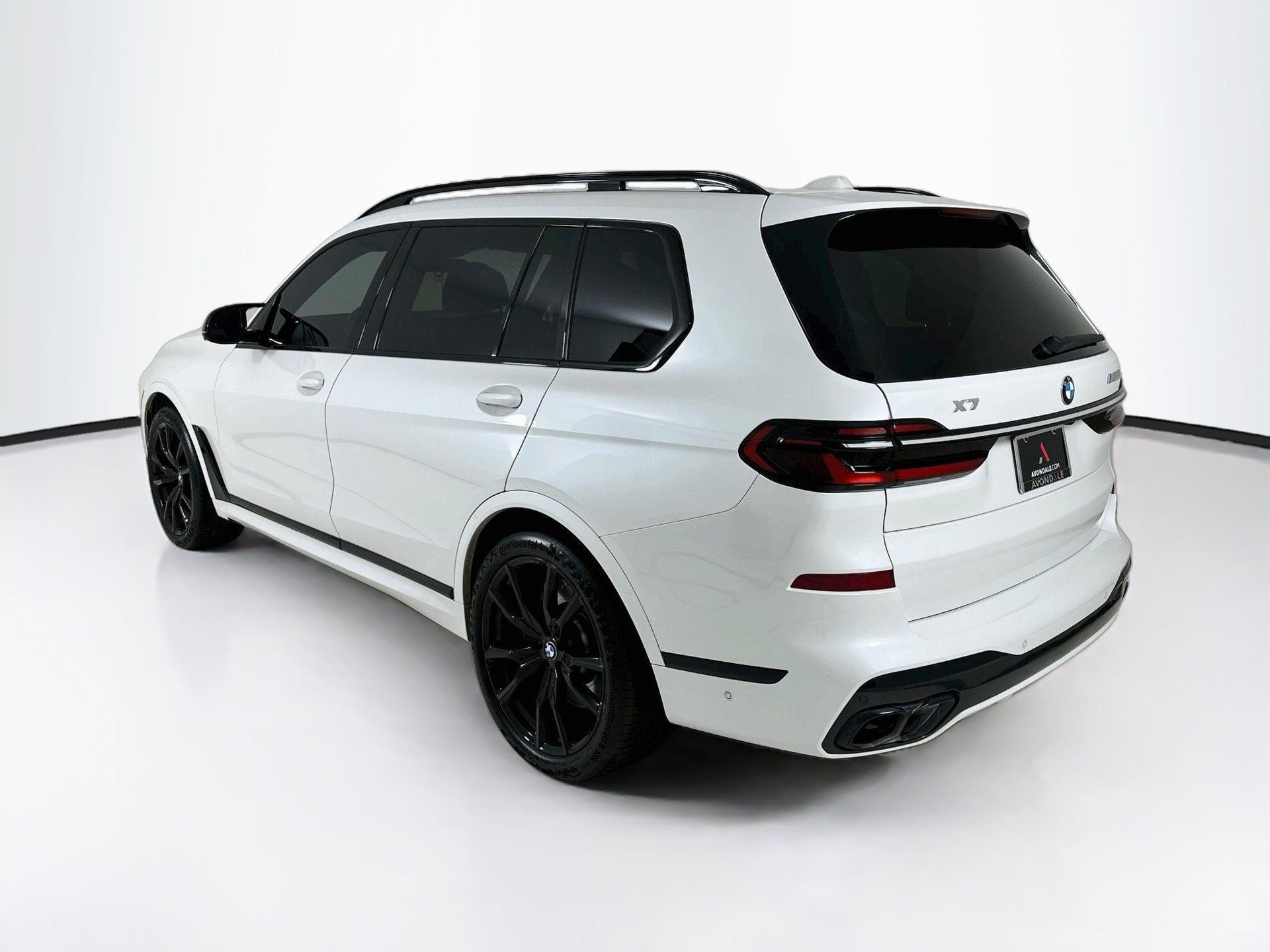 Used 2023 BMW X7 M60i w/ Executive Package AWD/4WD image 6