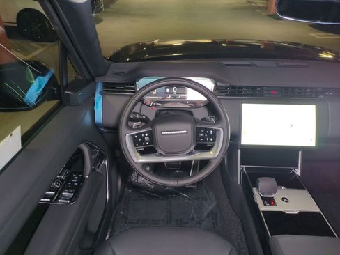 New 2026 Land Rover Range Rover Long Wheelbase SE AWD/4WD image 26