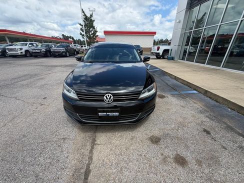 Used 2013 Volkswagen Jetta SE FWD image 6