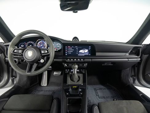 Certified 2022 Porsche 911 GT3 RWD image 38