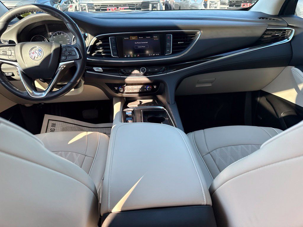 Used 2024 Buick Enclave Avenir w/ Avenir Technology Package AWD/4WD image 18
