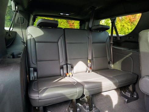 Used 2022 GMC Yukon XL Denali image 34