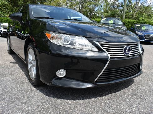 Used 2014 Lexus ES 300h w/ Premium Package w/Bamboo Trim FWD image 38