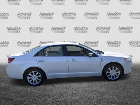 Used 2012 Lincoln MKZ FWD image 11