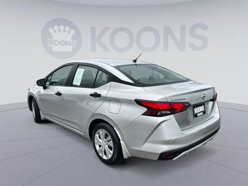 Used 2020 Nissan Versa S image 4