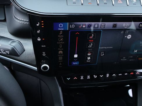 New 2026 Jeep Grand Cherokee L Limited AWD/4WD image 8