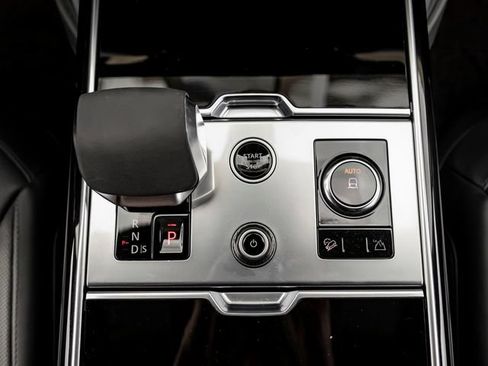 Certified 2023 Land Rover Range Rover Long Wheelbase SE AWD/4WD image 22