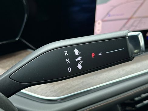 New 2026 Chevrolet Suburban High Country w/ LPO, Illumination Package image 23