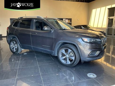 Used 2019 Jeep Cherokee Limited AWD/4WD image 1