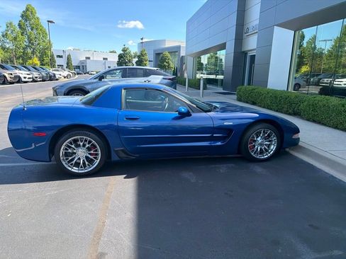 Used 2002 Chevrolet Corvette Z06 w/ Memory Pkg RWD image 7
